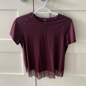 Lululemon cropped shirt